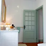 Casa Da Igreja Velha Furnas (Azores)