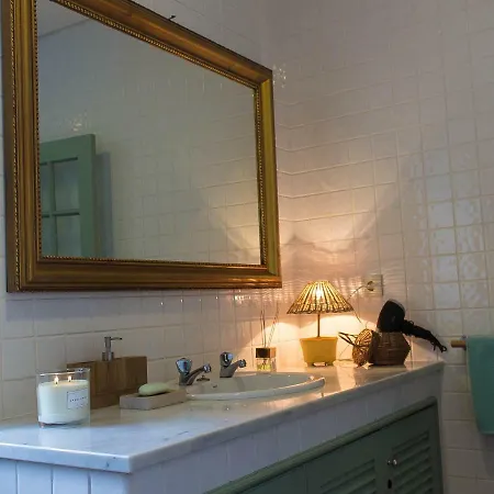 Alojamento de Turismo Rural Casa Da Igreja Velha *